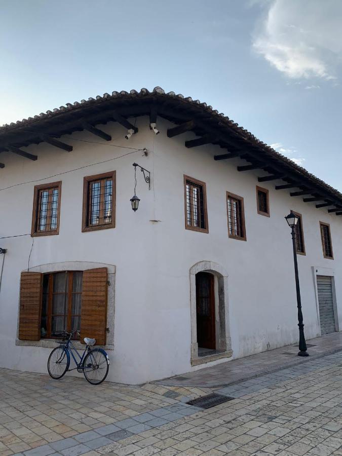 Rooms For Rent Shkodra Exterior foto