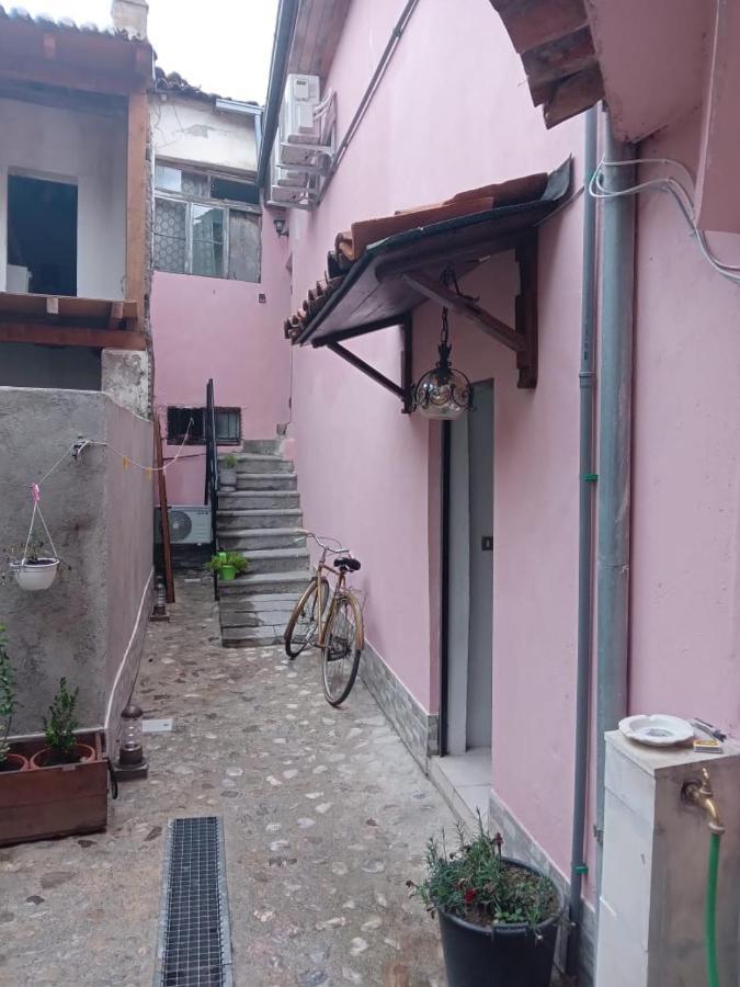 Rooms For Rent Shkodra Exterior foto